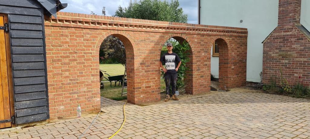 Arch Wall Image 7